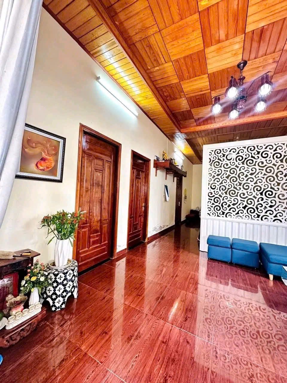 BÁN GẤP VILLA ĐẸP GẦN HỒ XUÂN HƯƠNG ĐƯỜNG YERSIN, ĐÀ LẠT GIÁ 14,5 TỶ - Ảnh chính